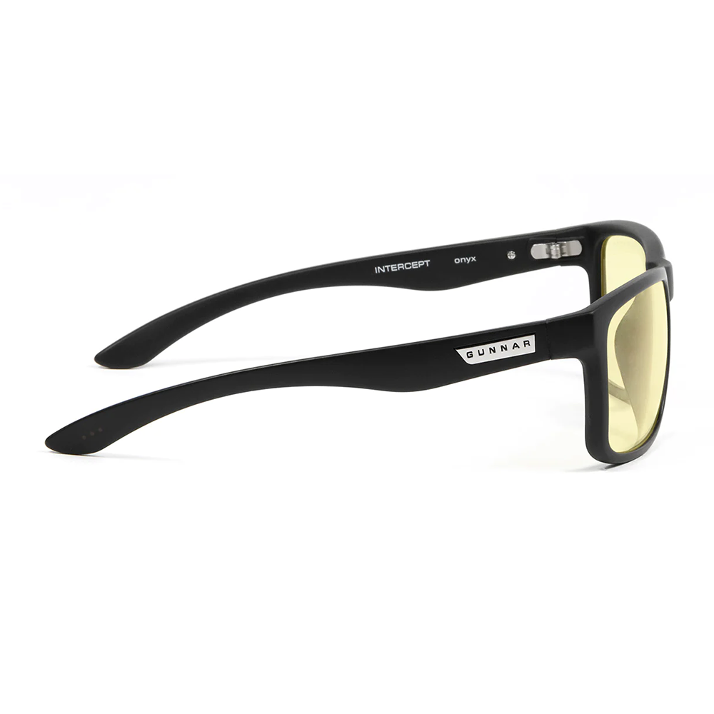 Gafas GUNNAR INTERCEPT ONYX/A, Color lente Amber 100% UV, G-shield™ lens coating, rectangle shape and fixed nose-bridge - INT-00101